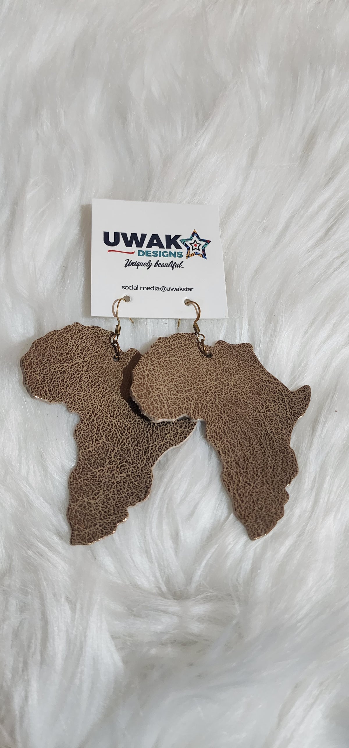 Map of Africa Leather Earrings - Tan